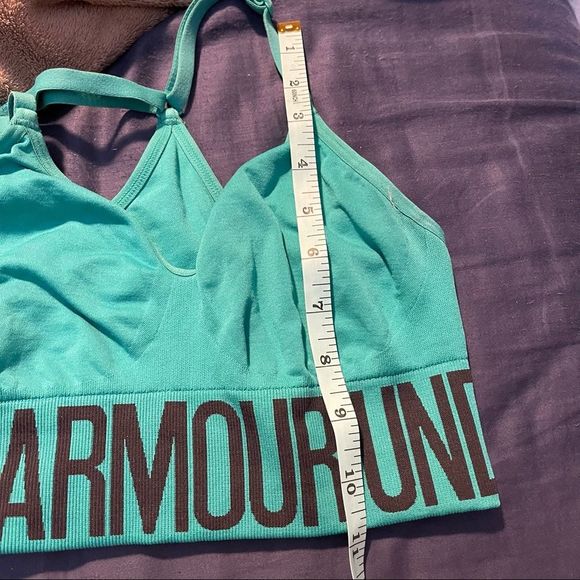 ✨Under Armor Fitted Green & Black Sports Bra✨ - Picture 5 of 5